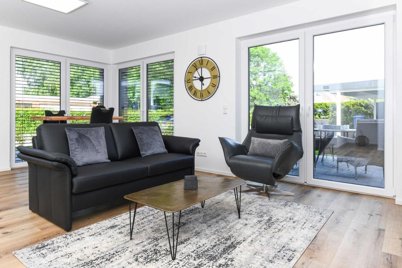 Ferienhaus Friesentraum エセンス エクステリア 写真