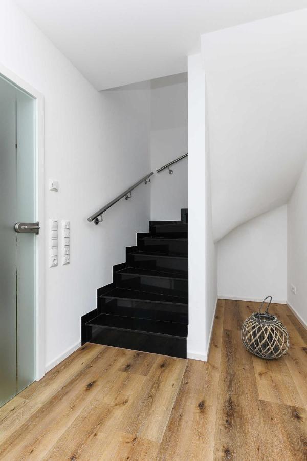 Ferienhaus Friesentraum エセンス エクステリア 写真
