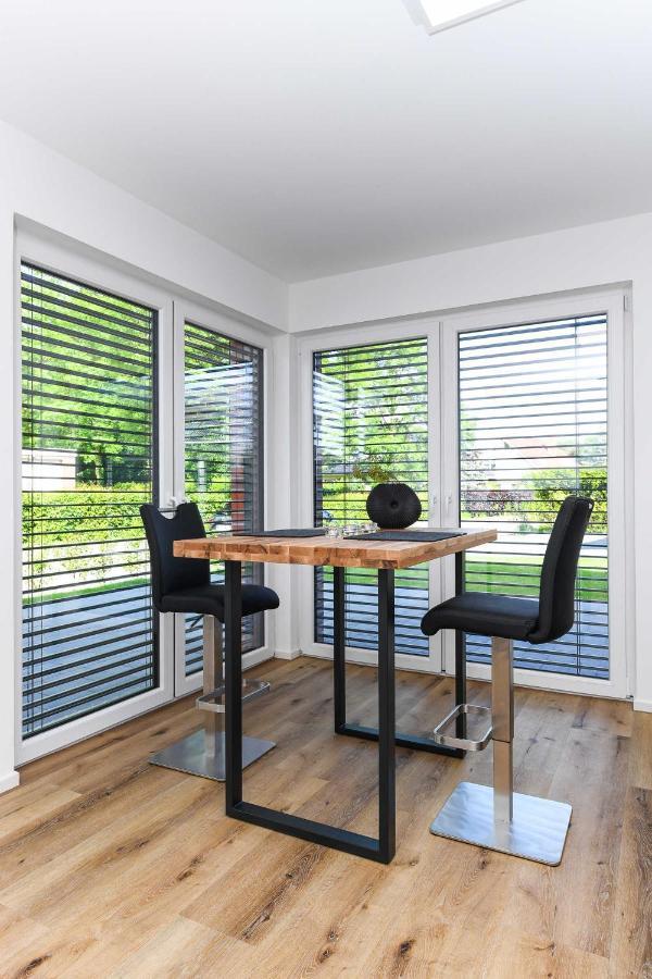 Ferienhaus Friesentraum エセンス エクステリア 写真